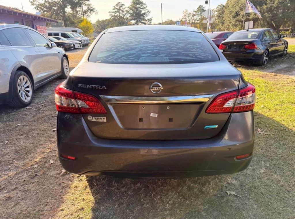 2014 Nissan Sentra S - Photo 6