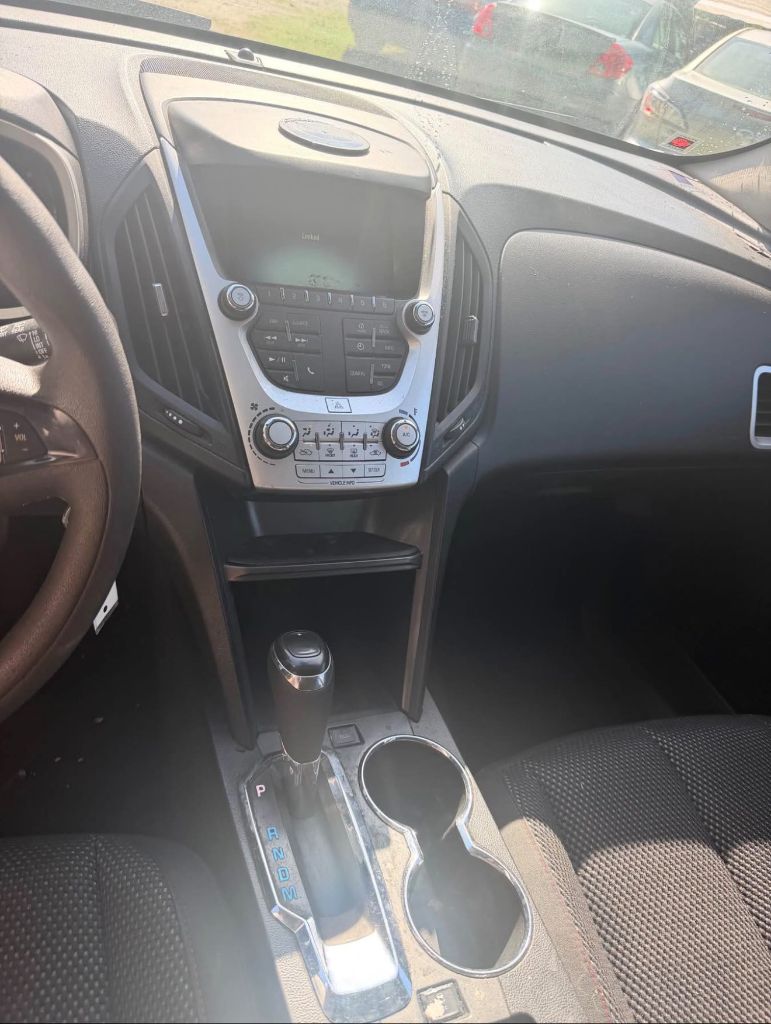 2016 Chevrolet Equinox LS - Photo 12